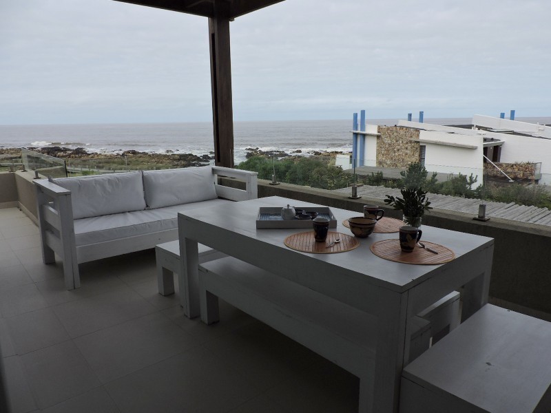 Departamento en alquiler y venta frente al mar